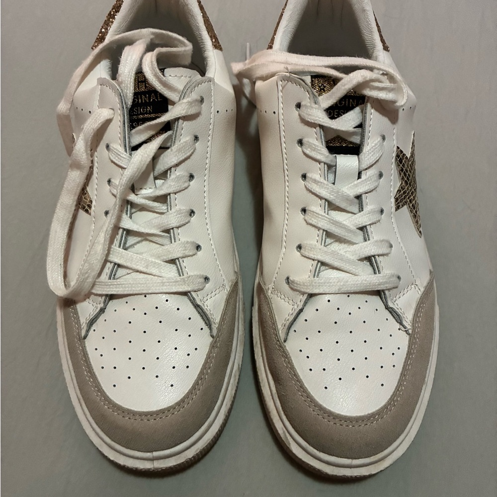 Vintage Havana White and Gold Sneakers